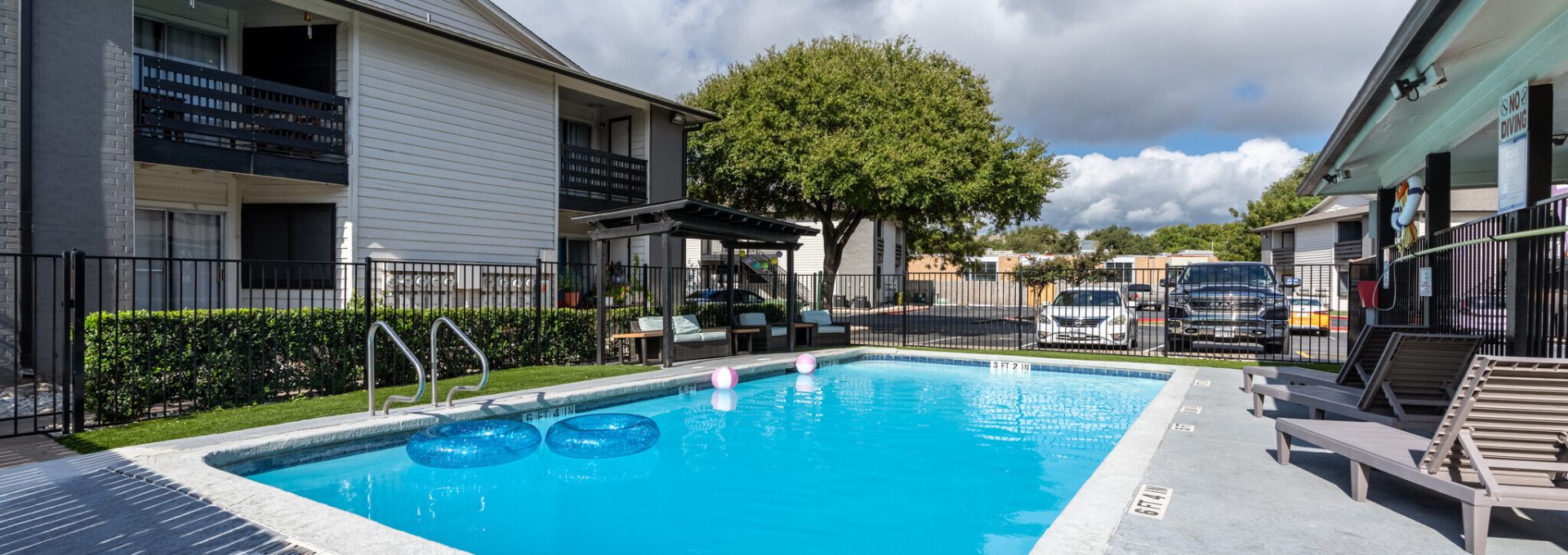 the pool at The Colony Creek Apartments