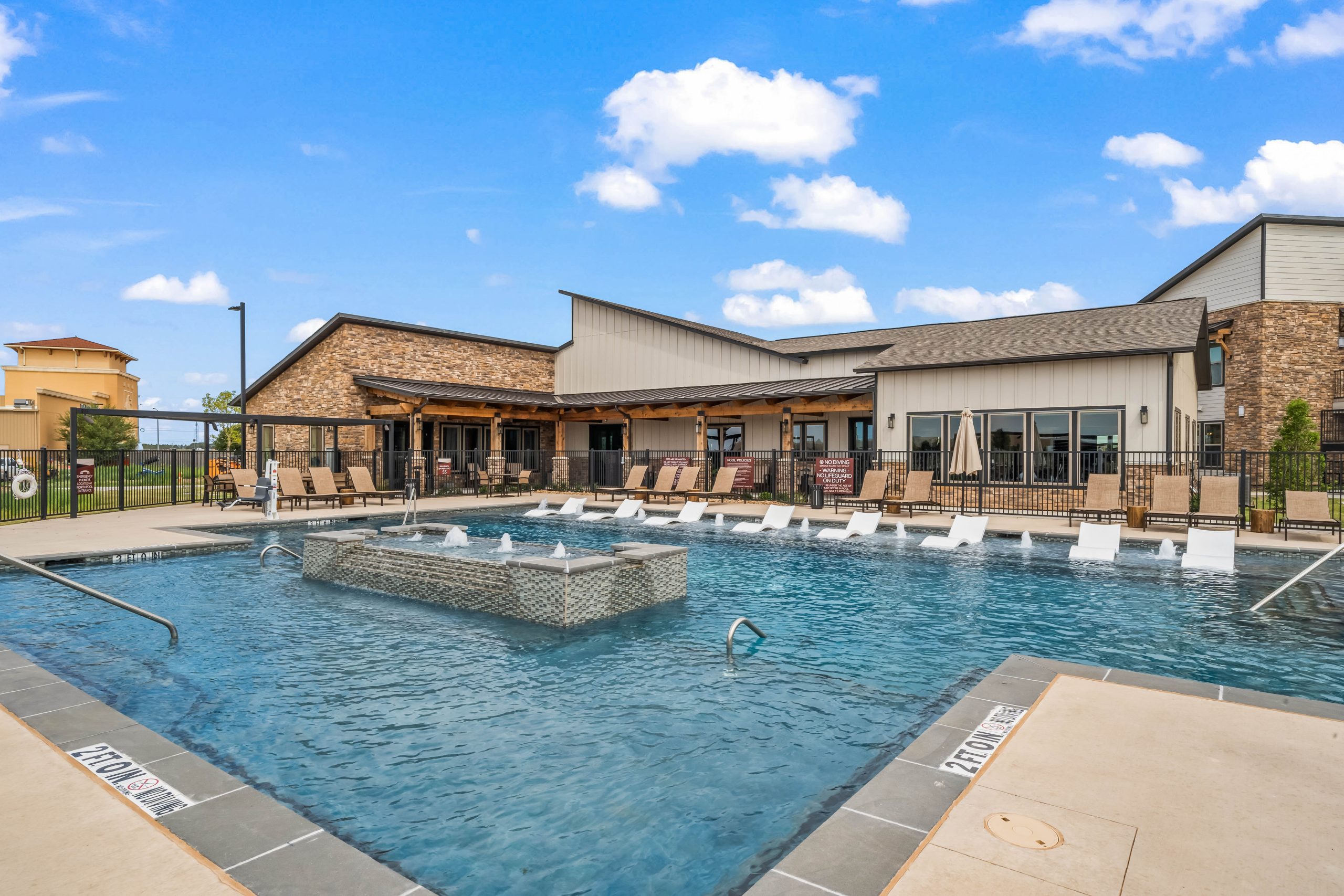 the pool at The La Ventana