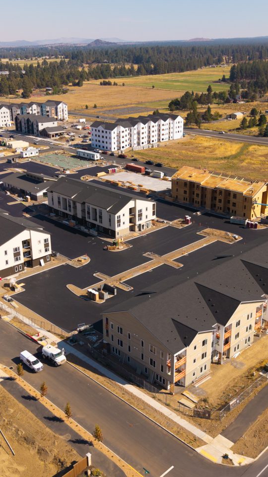 Aerial photo of Lamont at Easton under construction, showing completed and framed buildings in SE Bend, OR