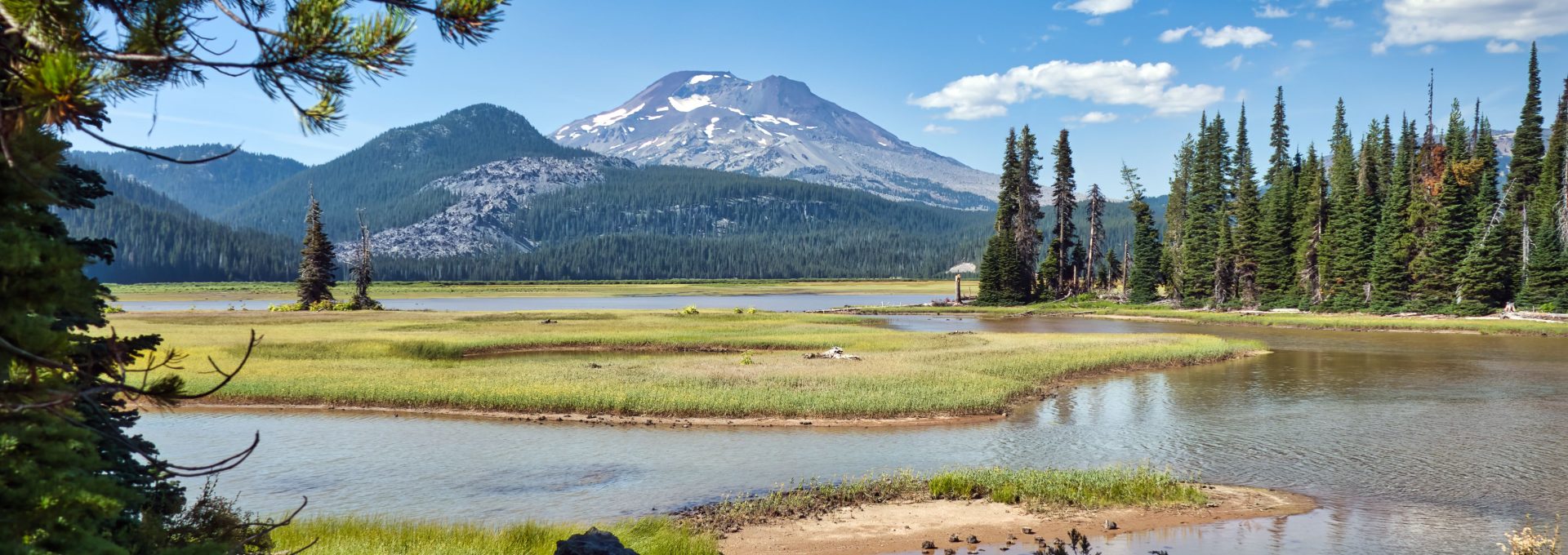 Sparks Lake with South Sister mountain rising in the background near Bend, Oregon