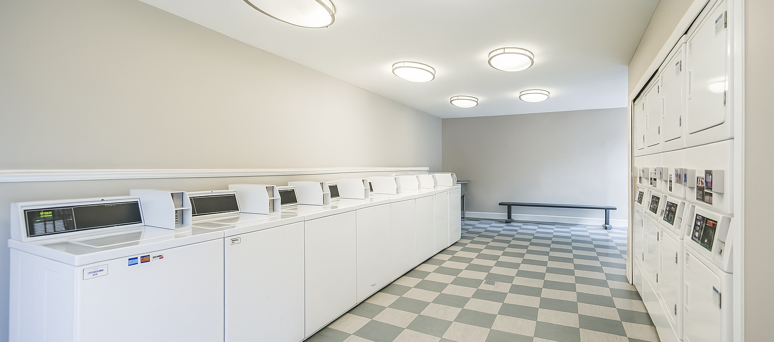 a bathroom with a sink, toilet, and bathtub