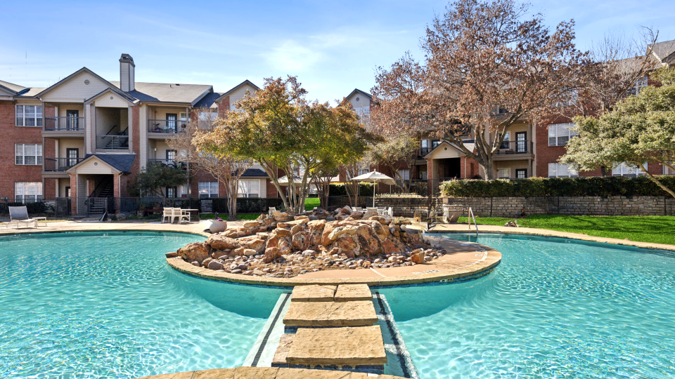 the pool at The  Monte