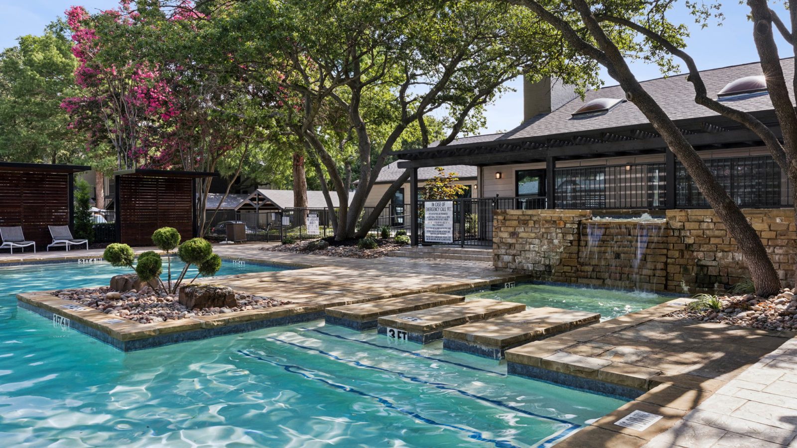 the pool at The  Monte