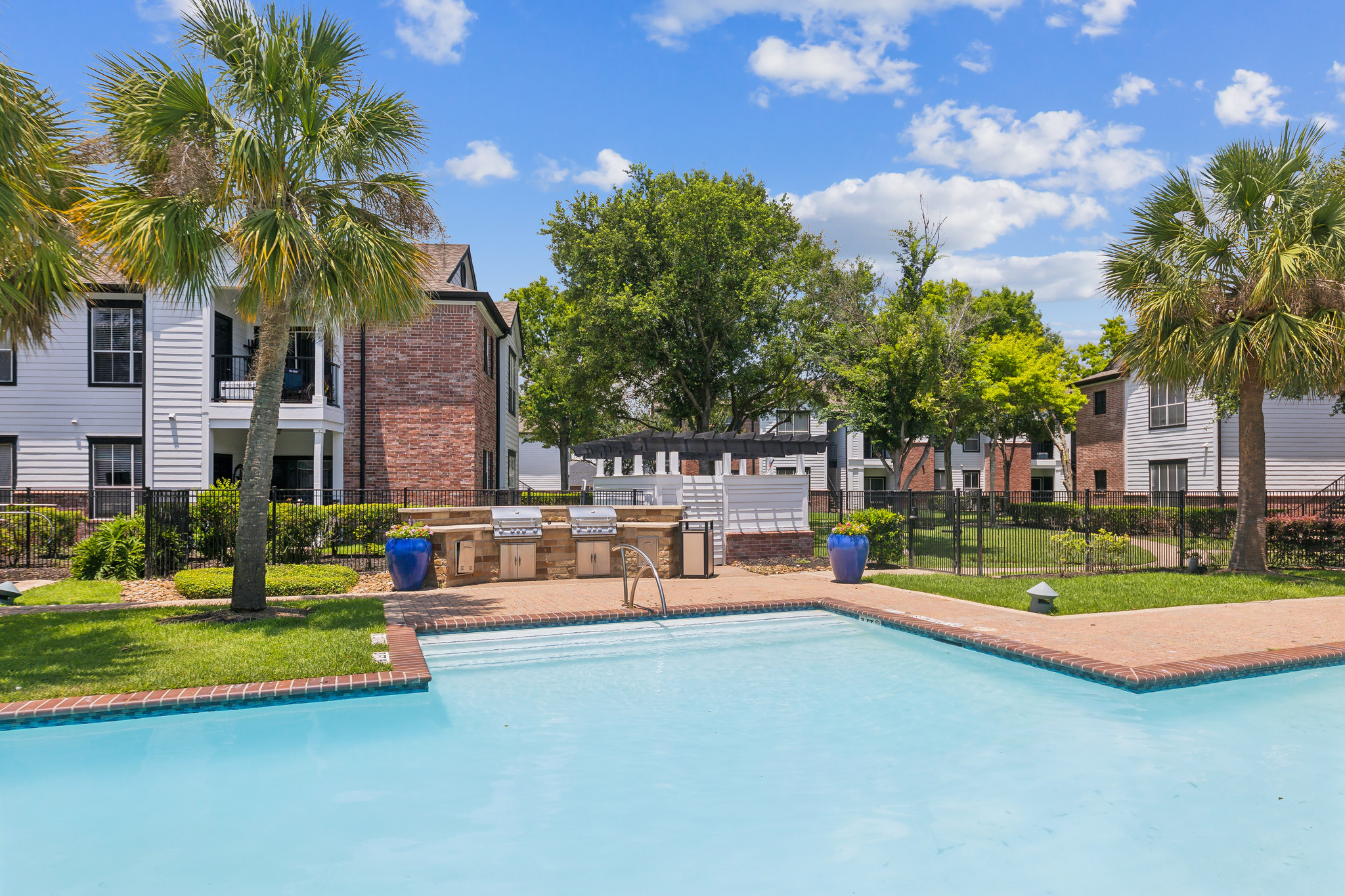 the pool at The  Boulevard at Deer Park
