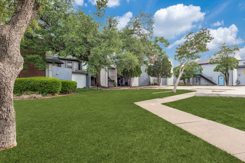 the courtyard at The Southwind