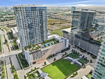 LVL29 Luxury High-Rise Apartments and Townhomes