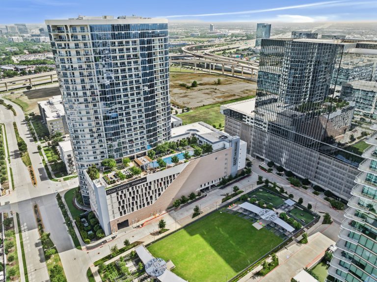 LVL29 Luxury High-Rise Apartments and Townhomes