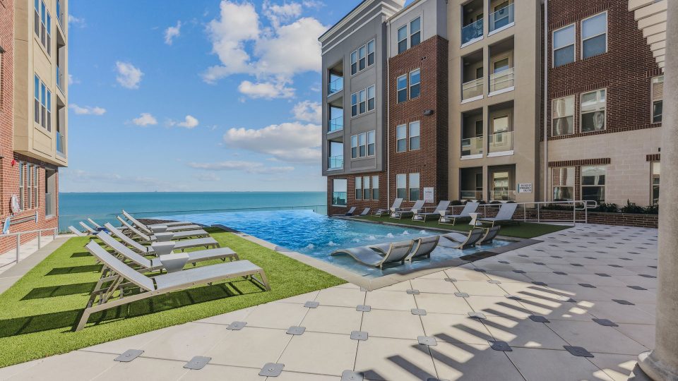 the pool at The Alexa