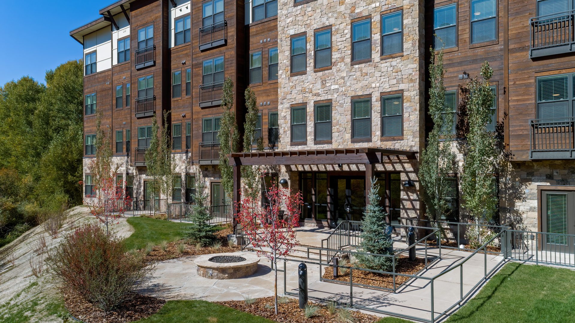 Sagebrush Apartments Fire Pit