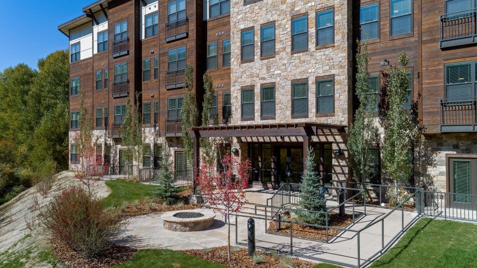 Sagebrush Apartments Fire Pit