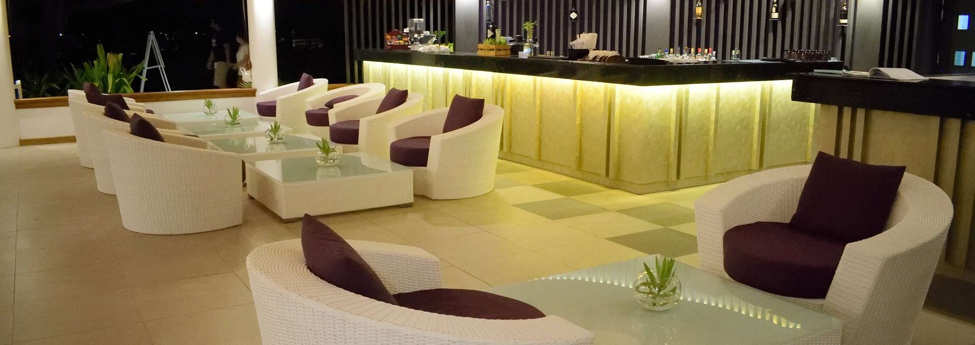 Bar/Restaurant