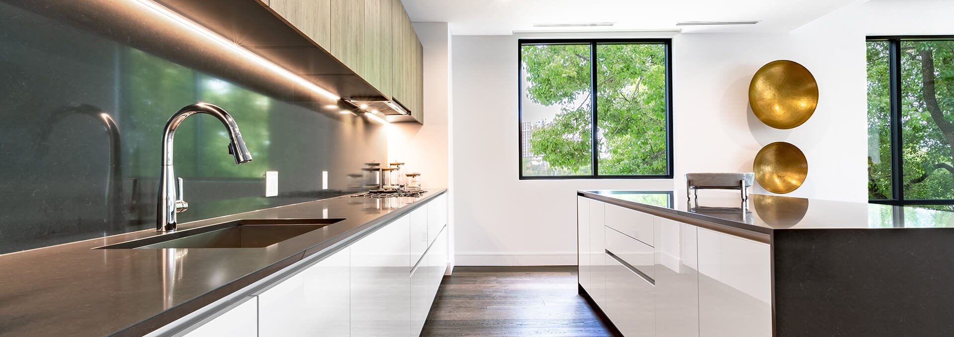 Kitchen from side
