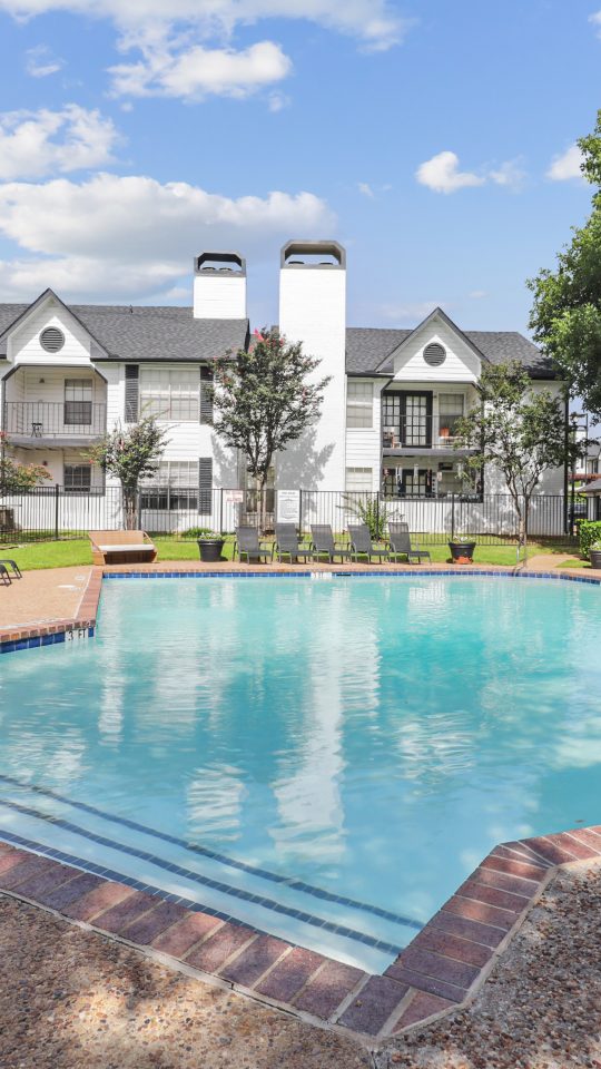 the pool at The 3001 Crystal Springs