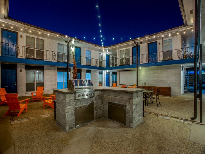 Vintage Pads Grilling Station