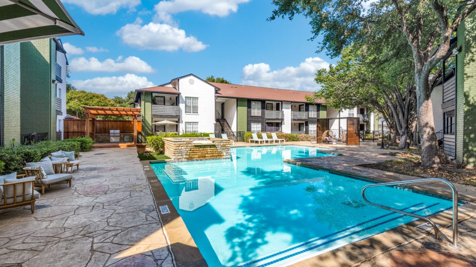 the pool at The Richmond