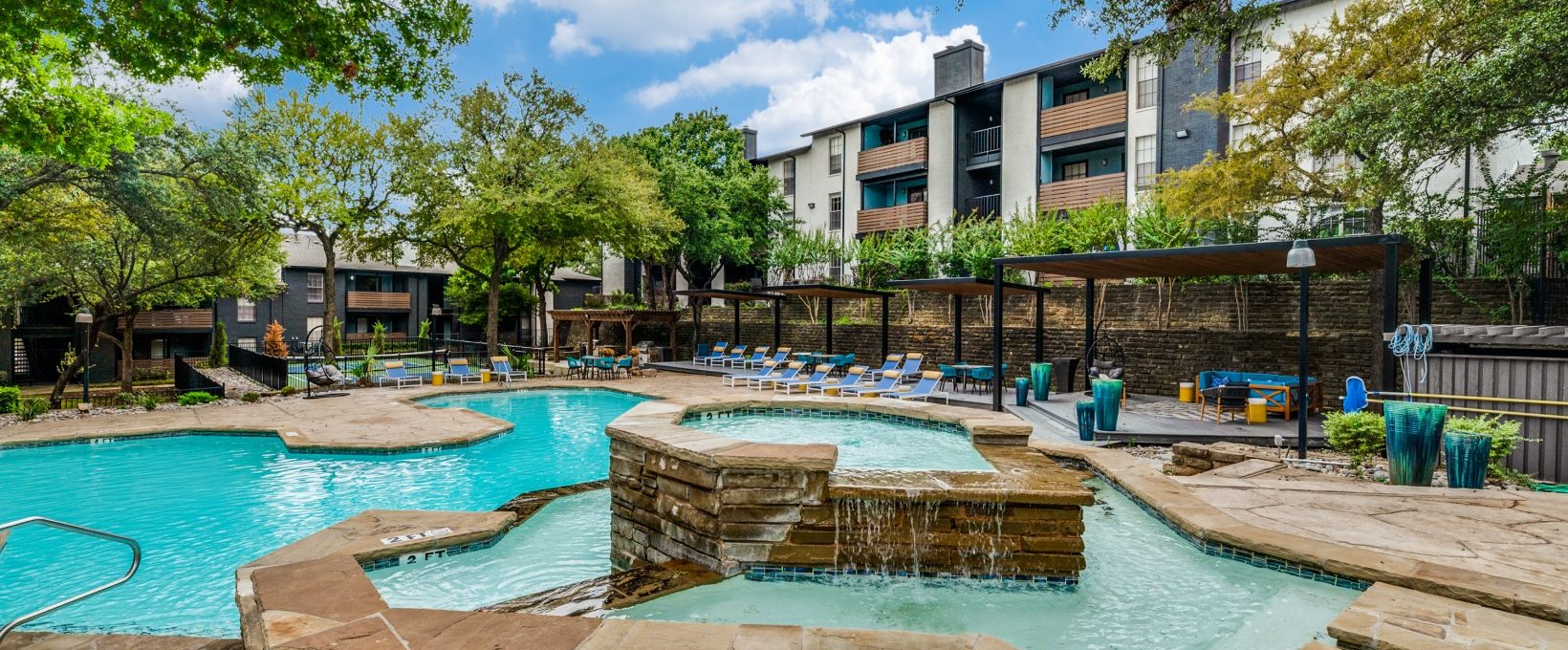 the pool at The  Kace