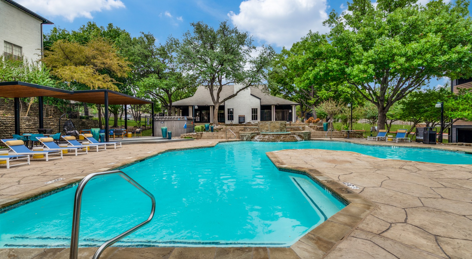 the pool at The  Kace