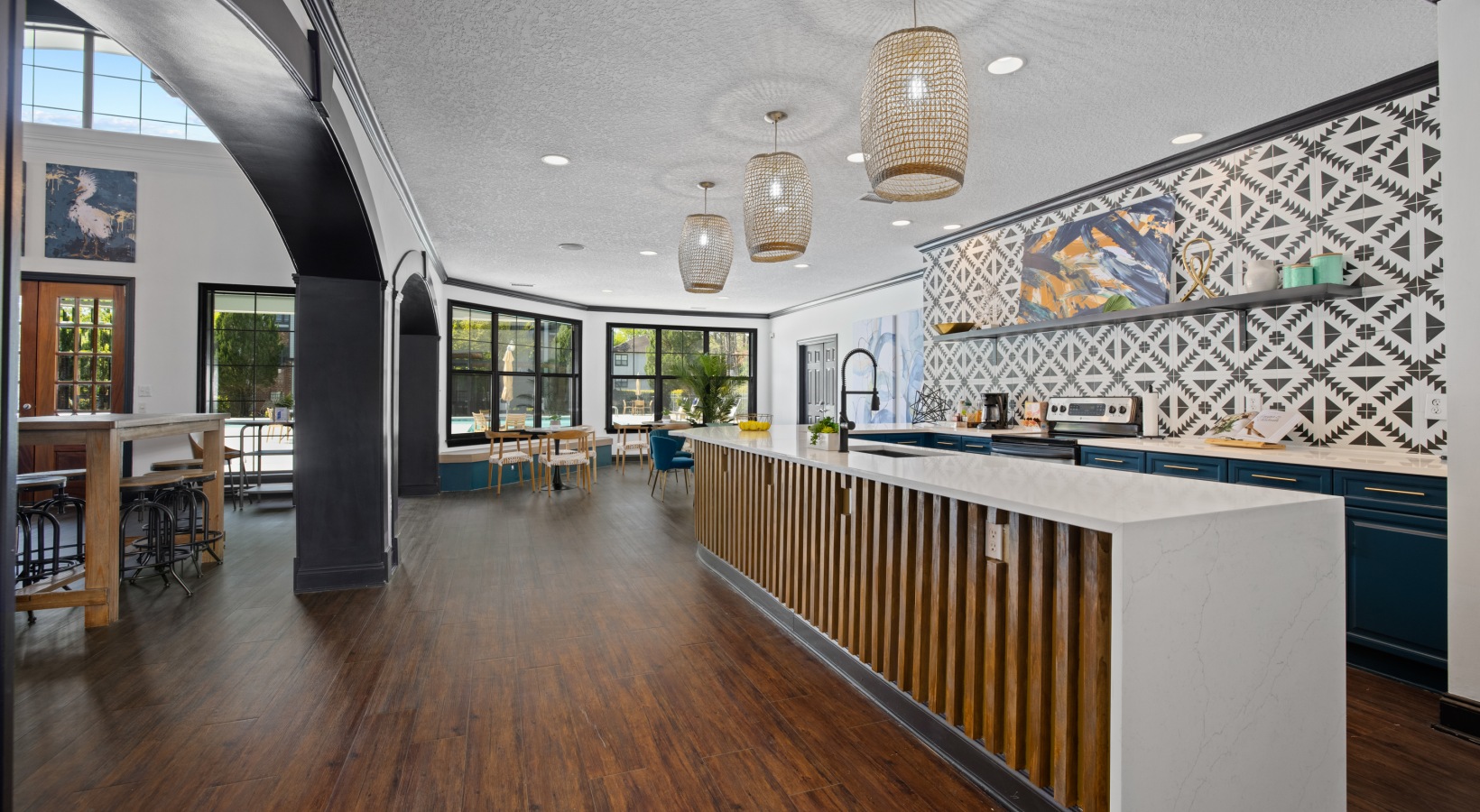 the kitchen and dining area at The Landon