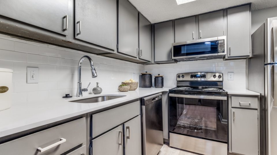 2305 Driftwood Drive Mesquite Texas 75150 High Res 6 D2316860e08980a465d30c8a5973c4f7