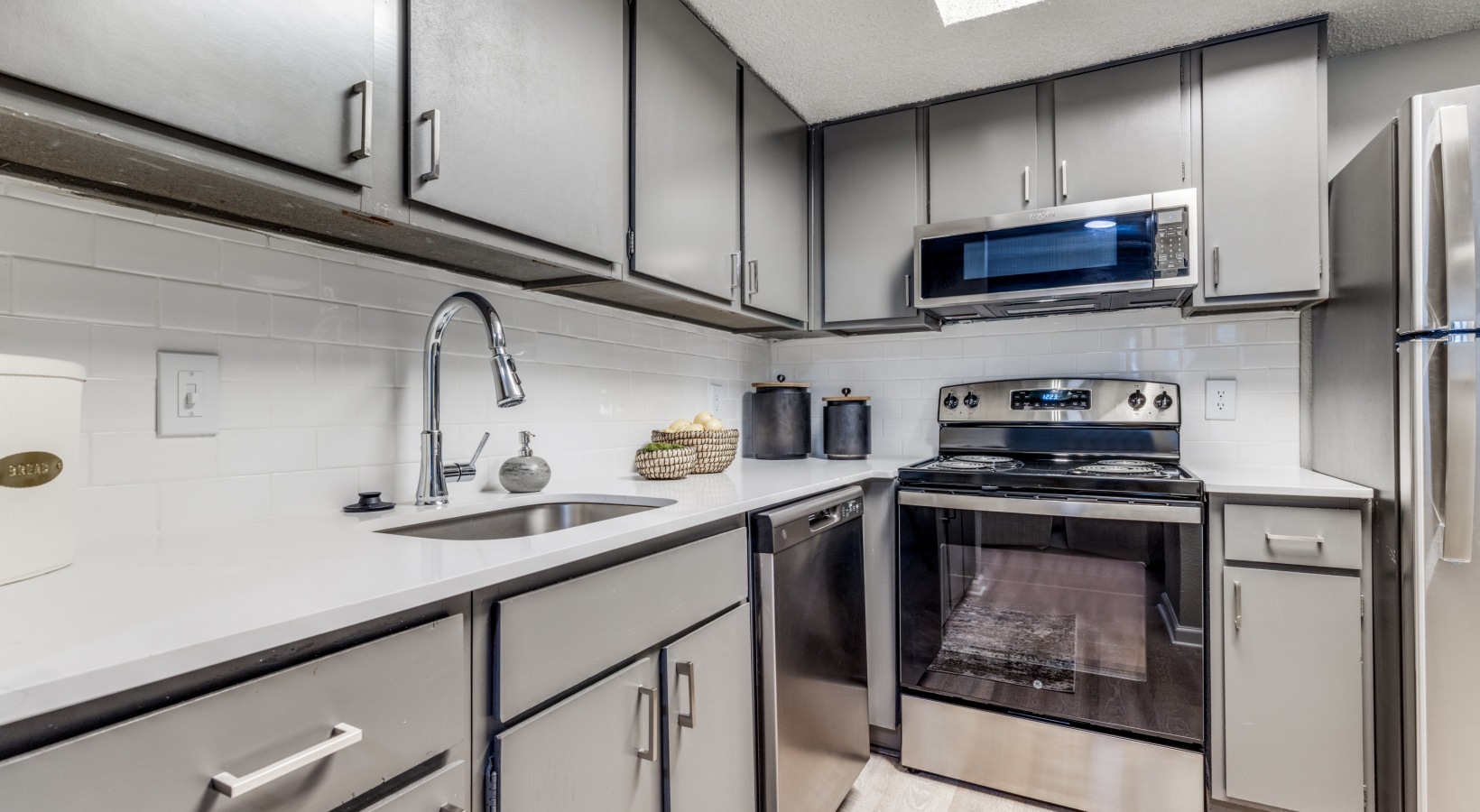 2305 Driftwood Drive Mesquite Texas 75150 High Res 6 D2316860e08980a465d30c8a5973c4f7