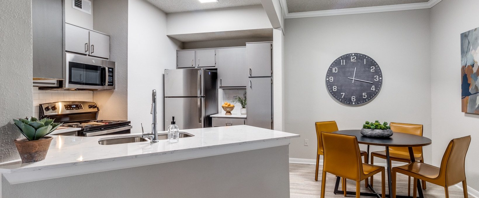 The Kendrick Apartments In Dallas TX 30 7ed66171bad9b73b4c25bd933a30565a