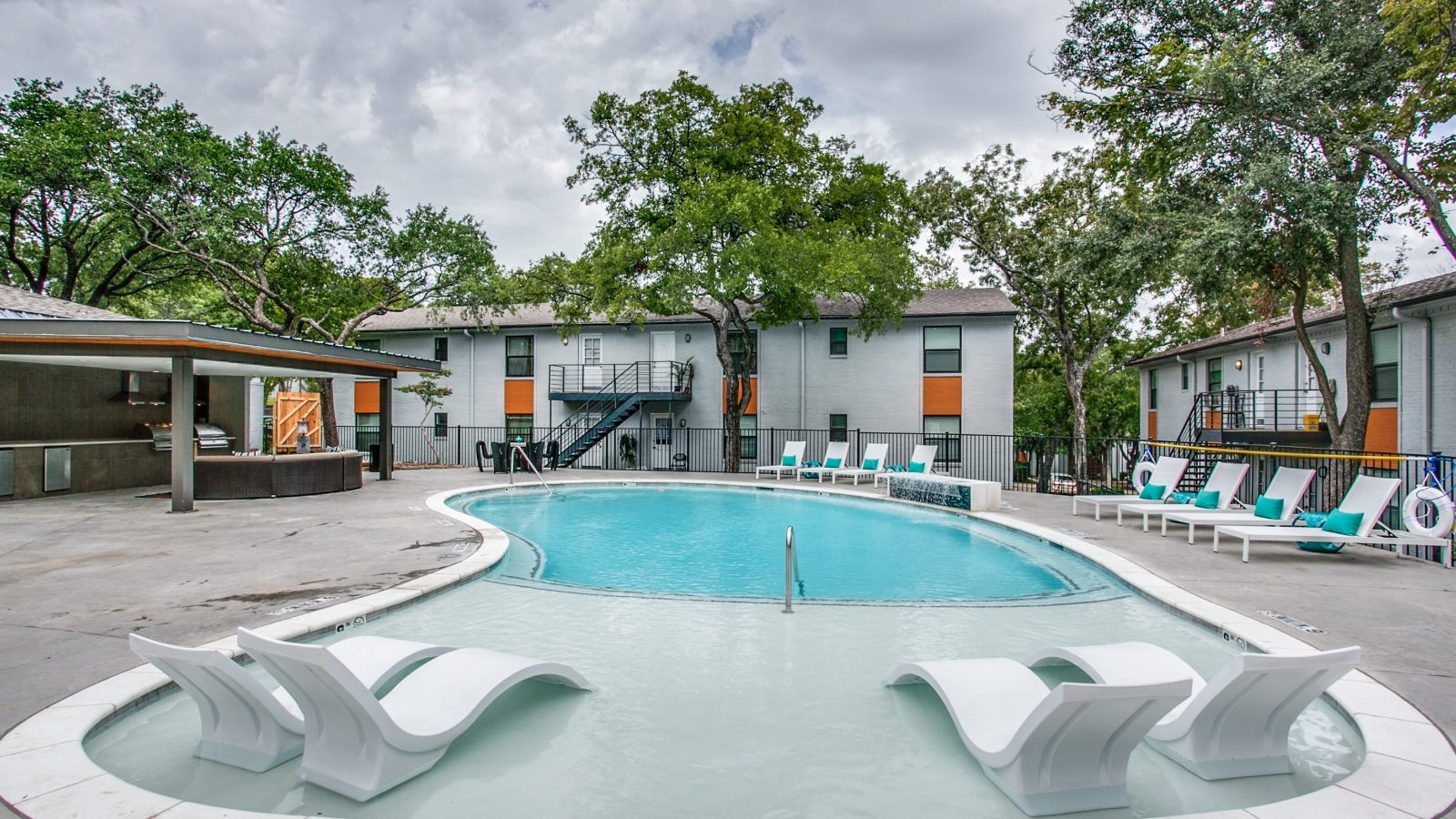 the pool at The Zeke