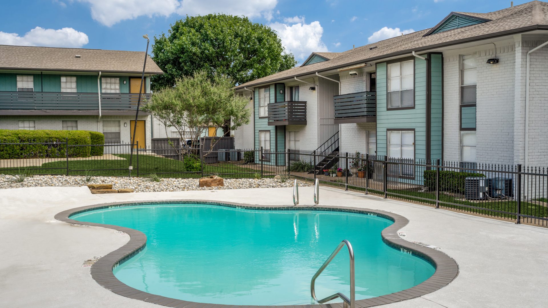 the pool at The Las Ventanas