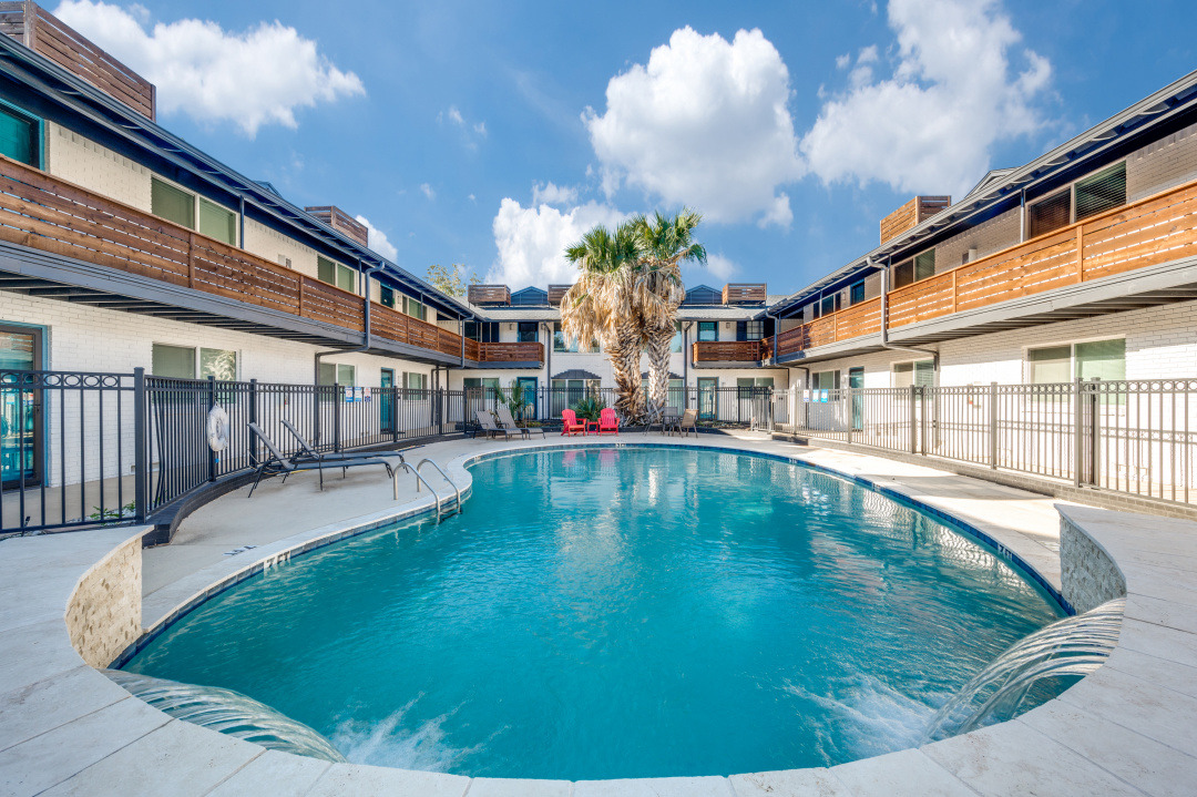 the pool at The  Rosedale